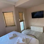 Centrally Located In Apartment